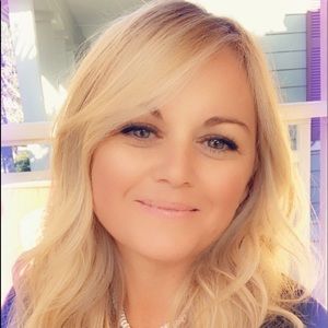 Meet your Posher, Jenifer